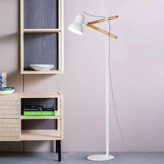BLANVI Scandinavian floor lamp – wood detail close-up