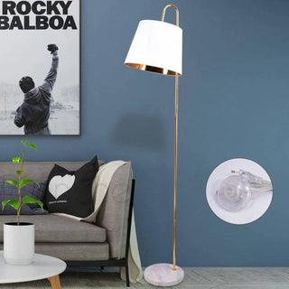 CUILI kitchen floor lamp – installed in modern kitchen