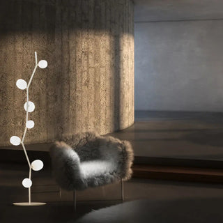 DORITYDE metal globe floor lamp – structural frame detail