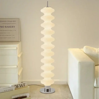 HORILE floor lamp – white glass wave close-up