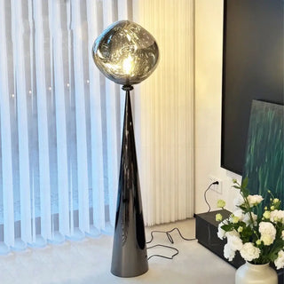 SKILARA amber glass floor lamp – second elegant view