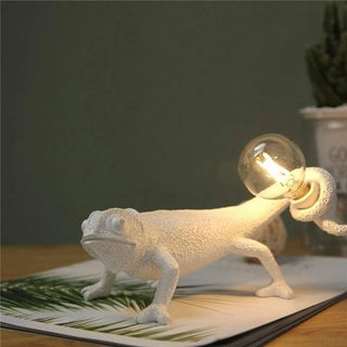 CAMELEON Playful Chameleon Designer Lamp - chameleon silhouette detail