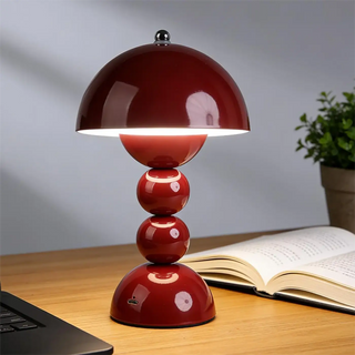 VELVET Red Lacquered Retro-Chic Bedside Lamp – Glamour Bold Design