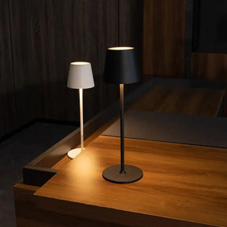 MINIM bedside lamp – soft warm light serene bedroom