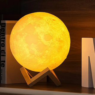 MOON moon lamp – dreamy lunar glow close-up detail