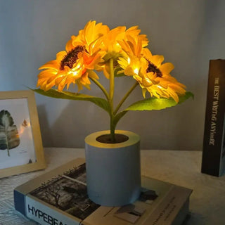Sunflower LED table lamp, decorative floral design with soft warm lighting