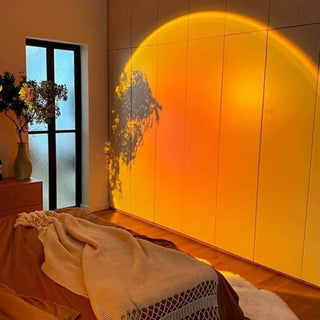 Warm sunset lamp for bedroom, USB powered romantic ambient light