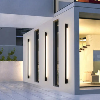 LOFI LED Long Linear Exterior Wall Light – Slim Minimalist Outdoor Lamp