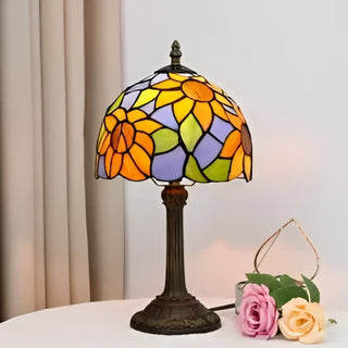 ANTIKA Vintage Antique Bedside Lamp - lifestyle vintage interior
