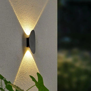 CONTAMP Modern Exterior Wall Light – Contemporary Outdoor Luminaire Design