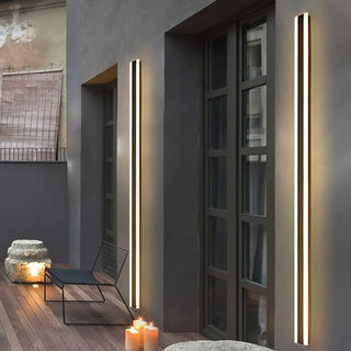 LEDA Linear Contemporary Exterior Luminaire – Horizontal Outdoor Wall Light