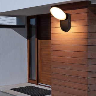 Adjustable Outdoor Lighting – Modern Garden Lamp with 360° Rotating Head
