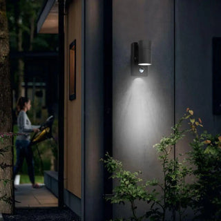 LAIO LED Outdoor Wall Light – Energy-Efficient Contemporary Exterior Lamp