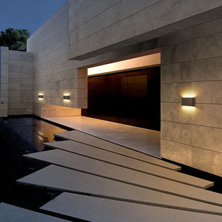 LUMIO Small LED Outdoor Wall Light – Compact Contemporary Exterior Lamp
