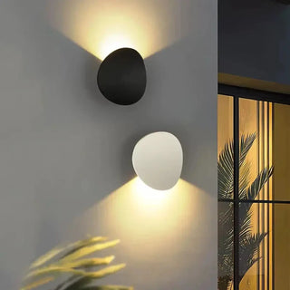 PERO Contemporary Small Round Outdoor Light – Compact Exterior Wall Sconce
