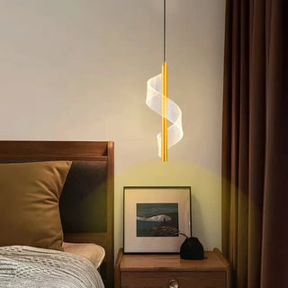 PAMPI Elegant Black Golden Pendant Cluster – view 1