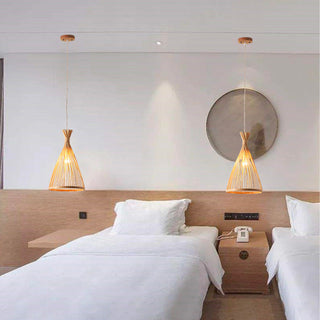Bamboo Pendant Light – Indoor Conical Lamp With Adjustable Suspension & Warm Ambient Lighting