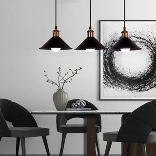 ENOR Vintage Three-Light Design Ceiling Light – view 4