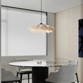 FABRIC Wavy White Flower-Shape Ceiling Light – view 1