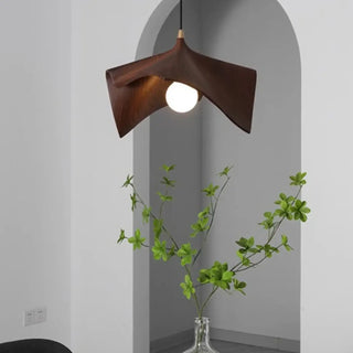 Resin vintage pendant lamp, retro warm ambient glow ceiling hanging light
