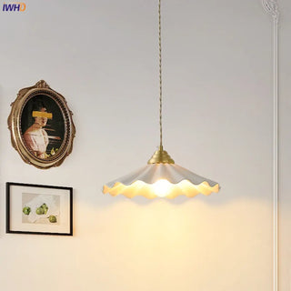 Retro brass pendant light with wavy shade, chic hanging ceiling lamp