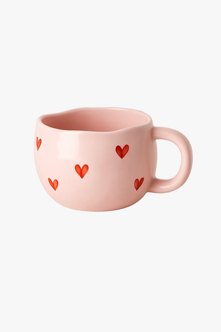 heart-motif ceramic cup