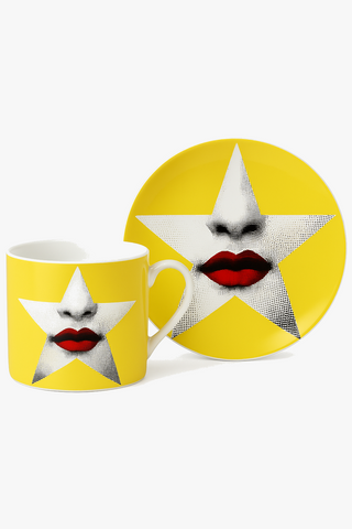 italian face-motif porcelain cup