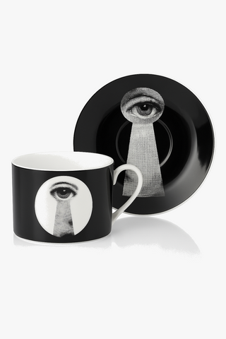 italian face-motif porcelain cup