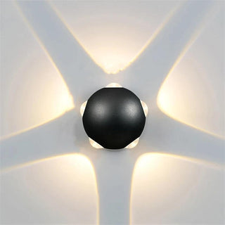 Weather Resistant LED Wall Lamp – Modern Outdoor Lighting With IP65 Protection