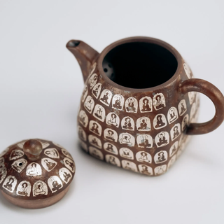 Vintage Hand-Painted Ceramic Kungfu Teapot – 130 ml